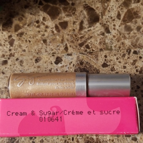 Cream and Sugar: Mary Kay Lip Gloss - Picture 3 of 7